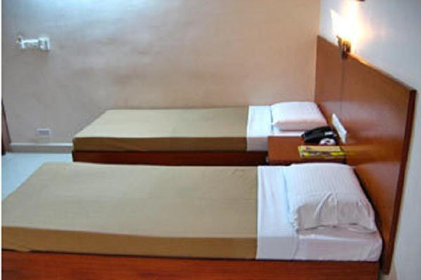 Hotel Ashoka Klassic 하이데라바드 객실 사진